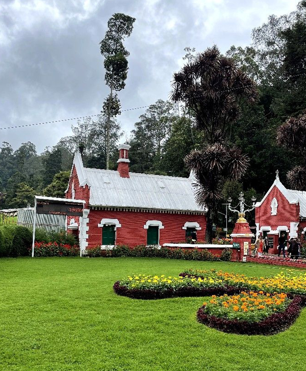 Chennai to Ooty One Day Package Botanical Garden
