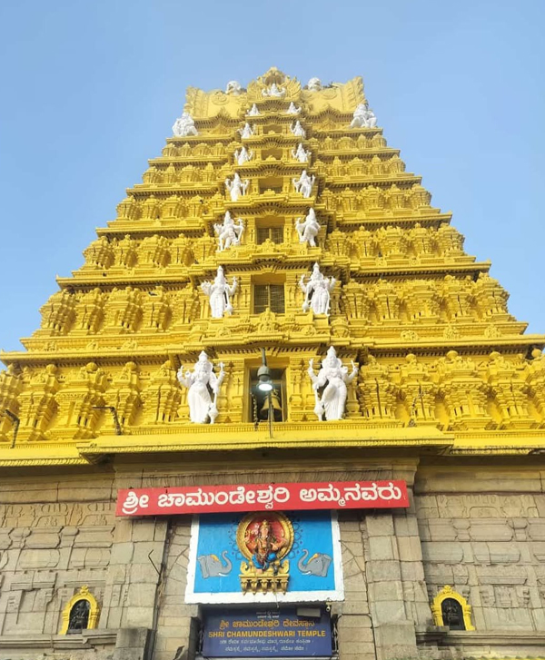 Chamundi Hill and Chamundeshwari Temple - Chennai to Mysore One Day Trip & Package
